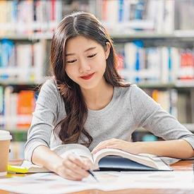 万小姐（2014级外贸英文专业学生）