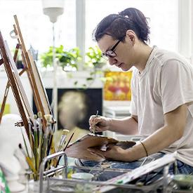 欧同学（国画专业班18级学生）